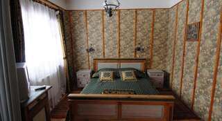 Гостиница Чеховская Дача Звенигород Двухместный номер с 2 отдельными кроватями и видом на сад-2